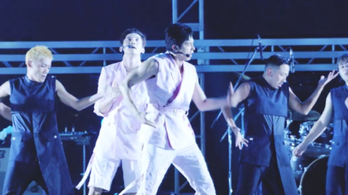 ユノ・ユンホ エイネ2018,a-nation2018