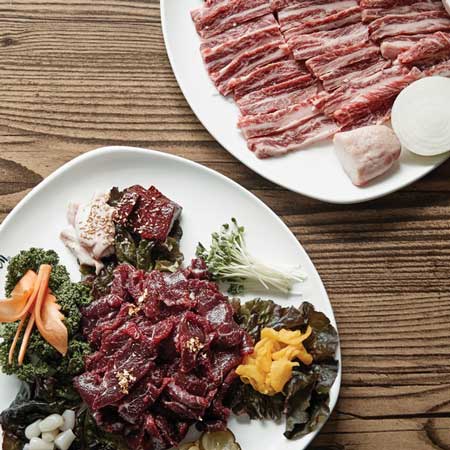 ホンジンヨウンのローカルフード - 南道生肉