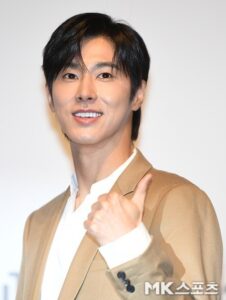 ユノ『KINGDOM』自発的に録画不参加