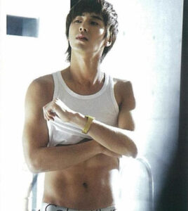 ㊗ユノ１位おめでとう(#^.^#)!!そして東方神起は２位!