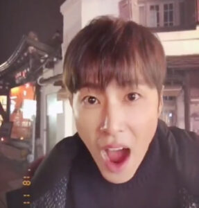 ユノの”久しぶり〜”