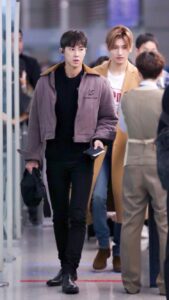 何してるかな…30周年迎える大先輩のLIVEに参戦してたりして（笑）