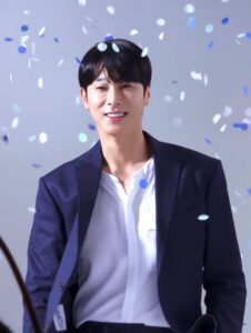 0:43のユノBubble♡忙しい中ありがとう。