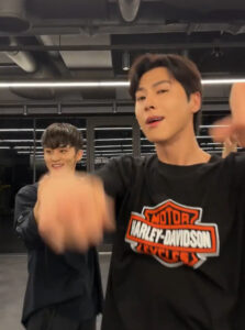 久しぶりに”ユノユノ”のダンスを見た。