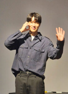 8/12 ユノ大田と光州のサイン会にラッピングバス登場🚌＆Channel A ユノ出演