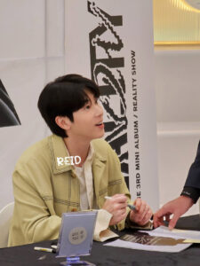 8/13ユノサイン会『Vuja De』ユノ謎解き、MV解禁とチャンミンもテミンもダンスチャレンジ