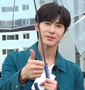 ミーム富豪のユノ。