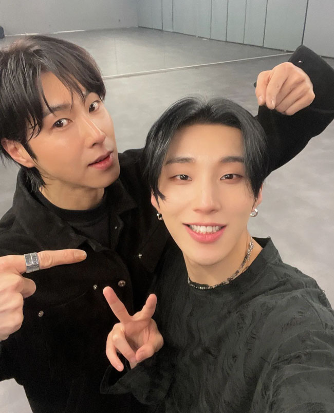 ユノとジョンオプ　ダンスチャレンジ