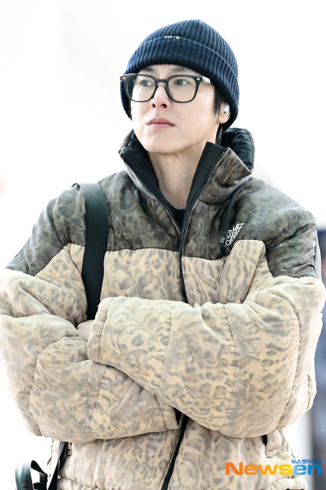 ユノ・ユンホ241213インチョン空港