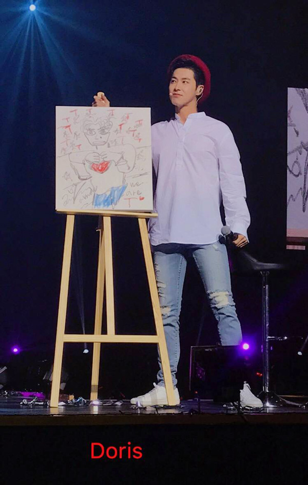 ユノ ホカソ画伯(2017マカオにて)