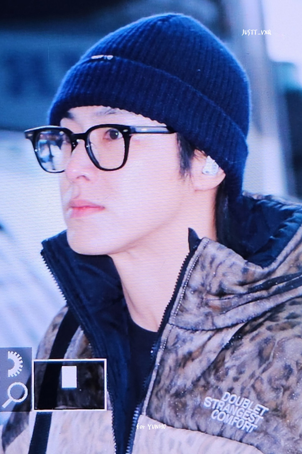 ユノ・ユンホ241213インチョン空港