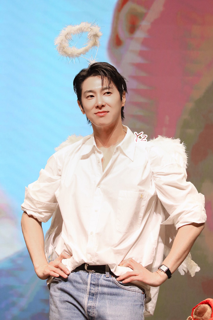 Dr.ユノ カッコよすぎ😭サイン会とEXHIBITION