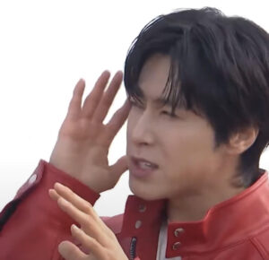 ハリウッド進出も射程距離に!?✨️アメリカから帰国したばかりで駆けつけたユノが…