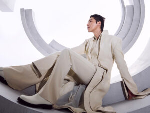 Teaser Image 2 U-KNOW 유노윤호 The 1st Single 【Time's Tickin'】